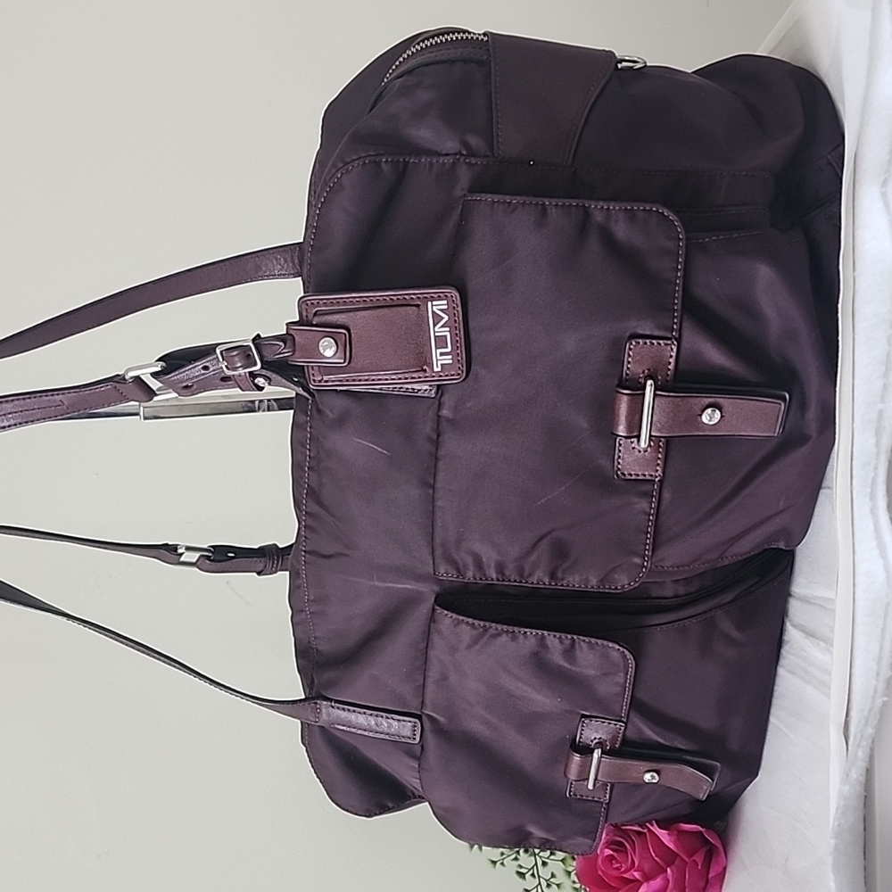 Tumi Voyager Cortina Burgundy Nylon Leather Trim Travel Shoulder Carry on Bag